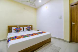 FabHotel Lake Link - 6