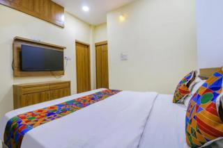 FabHotel Lake Link - 2