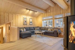 Møssmørlia · Elbillader · Fjell & Ski · 60 min OSL - 6