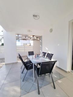 Beach Villa With Private Pool And BBQ 2 - 1