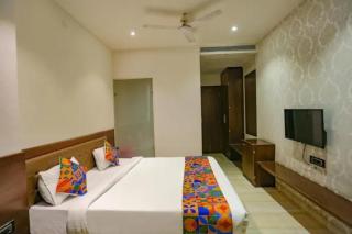 FabHotel Sun Park - 9