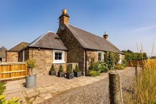 Broombarns Farm Cottage - 6