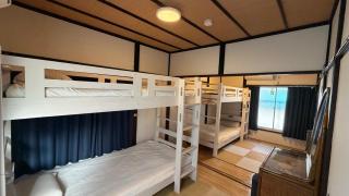 BEGINNING GUEST HOUSE, ビギニングの宿 - Authentic Japanese Renovated Stay, Airport Direct - 1
