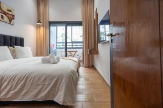 Hotel-Comfort Studio with Fast WiFi and Self Check-in - 7