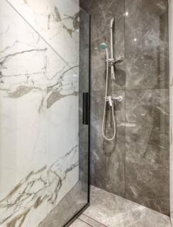 GZR038-Gorgeous three-bedroom penthouse triplex & hot tub - 8
