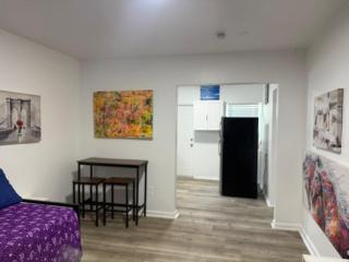 Small House Near Airport Beach - Wynwood - 6