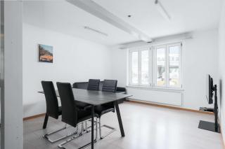 2BR Spiez Center Parking & Balcony near Interlaken - 9