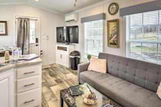 Equestrian House Cottages - 4