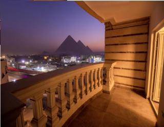 Blue Pyramids Eyes Hotel - 9