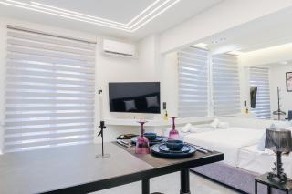 Μarble Suite - Papafi Str - 40sqm - Gas heating & AC - 55'' smart Tv- Netflix - Optical fiber -Washing machine - Free Parking- - 4