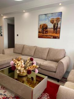 Affordabile modern spacious classy 2 bedroom in kilimani along Yaya and adlife plaza - 6