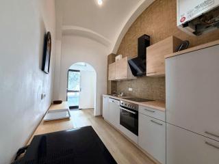 Hidden Courtyard Residence - 7