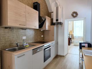 Hidden Courtyard Residence - 3