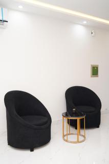 Stay Near Eiffel Tower Bahira 1BR With Balcony - 9