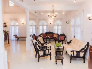 Ja-Ela Serenity Villa Spacious 4BR near Airport - 2