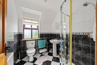 Large Spacious Holiday Home in Killarney - 1