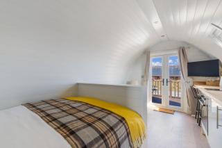 The Macallan Pod - Luxury Glamping - 6