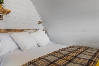 The Macallan Pod - Luxury Glamping - 5