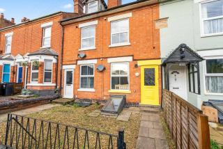 Victorian 5-Bed Home| Loft |Walk to City & Cricket - 2