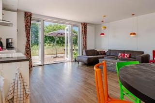 Holiday home in Ossenisse - Het Hoogland D - 8