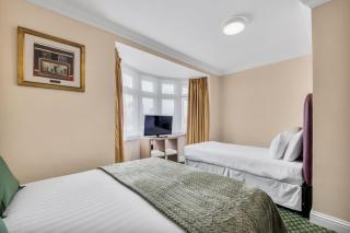 The Granby Hotel - Free Parking - Bar - 5