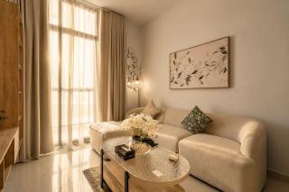 1BR Retreat near Expo City with Pool Gym & Sports Courts - 5