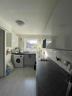 Hobo-Chic Cosy 2 Bed Home, Central, Free Parking - 1