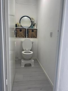 Hobo-Chic Cosy 2 Bed Home, Central, Free Parking - 4