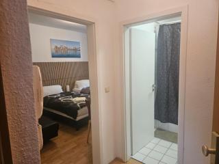 Cozy apartment with balcony & garden in EssenCozy apartment with balcony & garden in Essen - 9