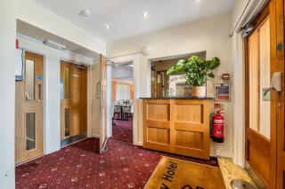 The Granby Hotel - Free Parking - Bar - 1