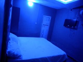 New Travellers Lodge - 0