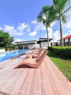 2BR House Near SM Dasma with Pool Access and Parking - 3