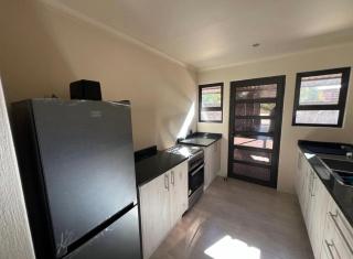 Vaal Marina Getaway - 9