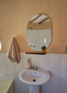 Bright and Spacious Private Studio with Everything - 6