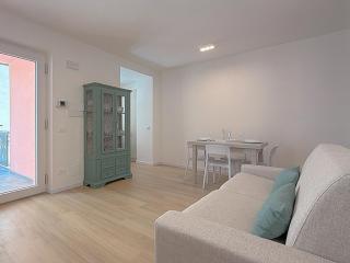 NEW In the Heart of Numana, 2 Bedrooms - AC by Host Hero - 5