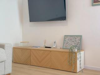 NEW In the Heart of Numana, 2 Bedrooms - AC by Host Hero - 1