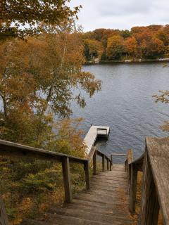 Cozy Lake House with Fireplace, Views, Close to Skiing! - 8