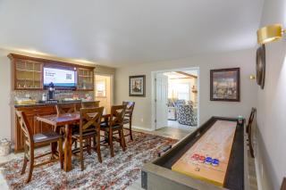 Group-Friendly Rambler w/ Fenced Backyard & Deck - 0
