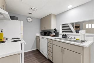 Cozy 1BR in a convenient Austin location - 8