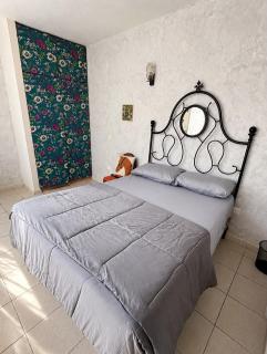 Spacious 2 Bedroom Duplex, A Creative Sanctuary - 6