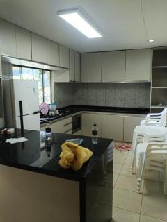 Bela casa, grande, com área de lazer e piscina! - 9
