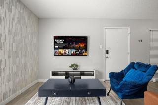 Central Austin - Parking - Sleeps 5 - Pet Friendly - 3