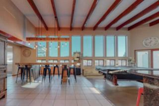 3200ft‍PoolHot TubBilliards Sleeps 18 - 9