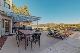 3200ft‍PoolHot TubBilliards Sleeps 18 - 4