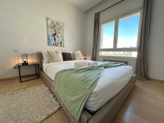 Coralia S2 at Lake 2 - 7