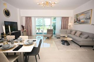Chic 2BR Apartment - Al Raha Luxe Comfort Retreat - Abu Dhabi - 0