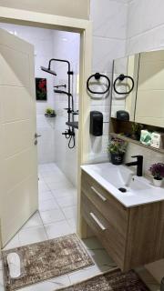 Spacious Stay - Elegant & Comfortable - Makkah - 7
