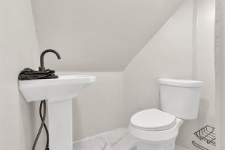 5BR Niagara Home - 2