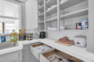 5BR Niagara Home - 1