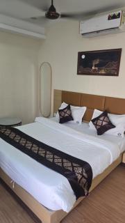 Hotel Silver Inn - 2